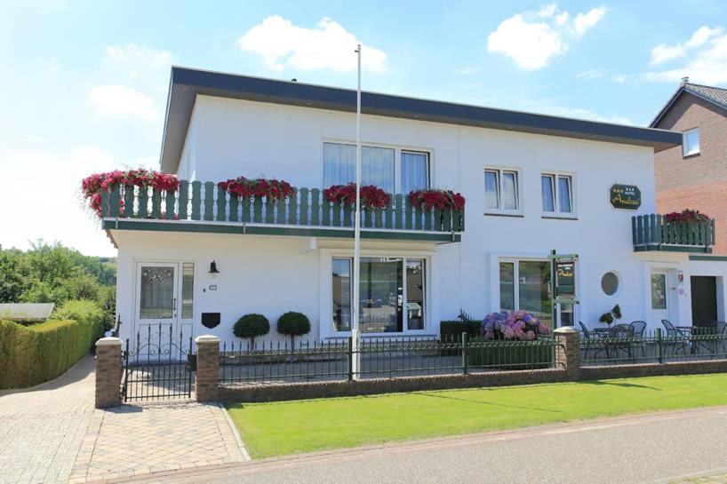 Panorama Sousberg Appartementen Schin op Geul Eksteriør billede